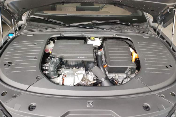 Used BYD Han 2023 DM-i Champion Edition 121KM Prestige Model Engine Bay