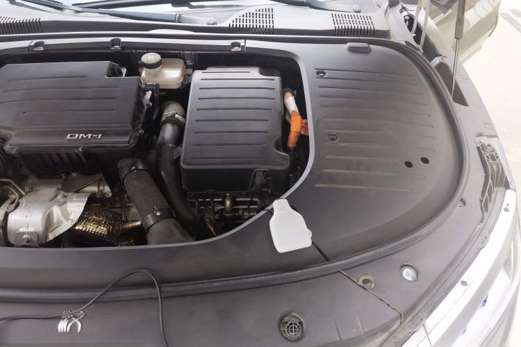 Used BYD Han 2023 DM-i Champion Edition 121KM Prestige Model Engine Bay Left