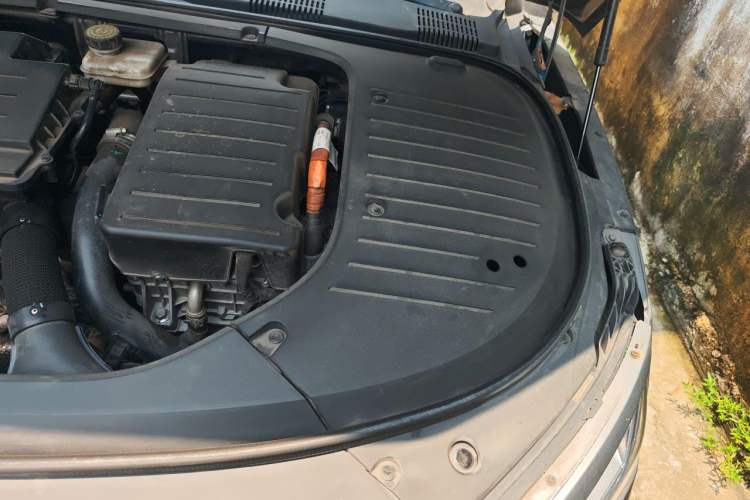 Used BYD Han 2023 DM-i Champion Edition 121KM Prestige Model Engine Bay Left