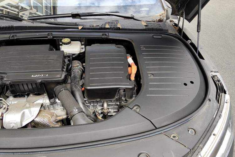 Used BYD Han 2023 DM-i Champion Edition 121KM Prestige Model Engine Bay Left