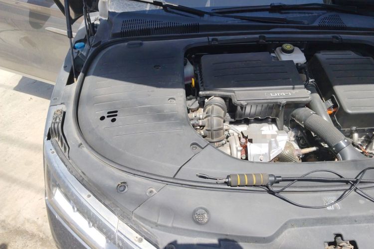 Used BYD Han 2023 DM-i Champion Edition 121KM Prestige Model Engine Bay Right