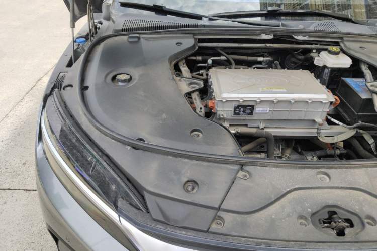 Used BYD Han 2023 EV Champion Edition 605KM Front-Drive Premium Model Engine Bay Right