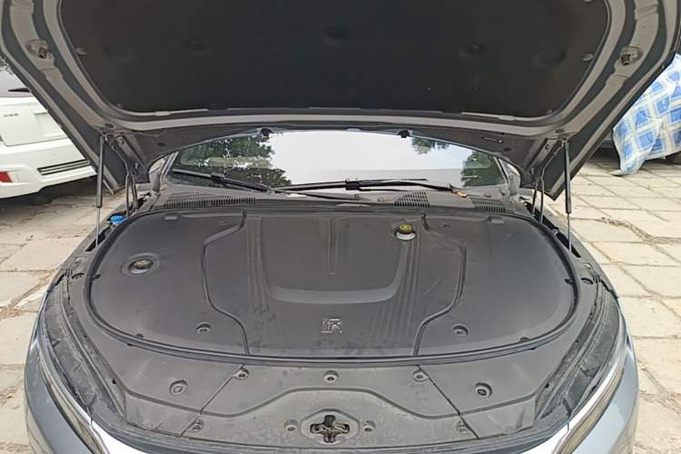 Used BYD Han 2023 EV Champion Edition 715 km Front-Drive Flagship Model Engine Bay