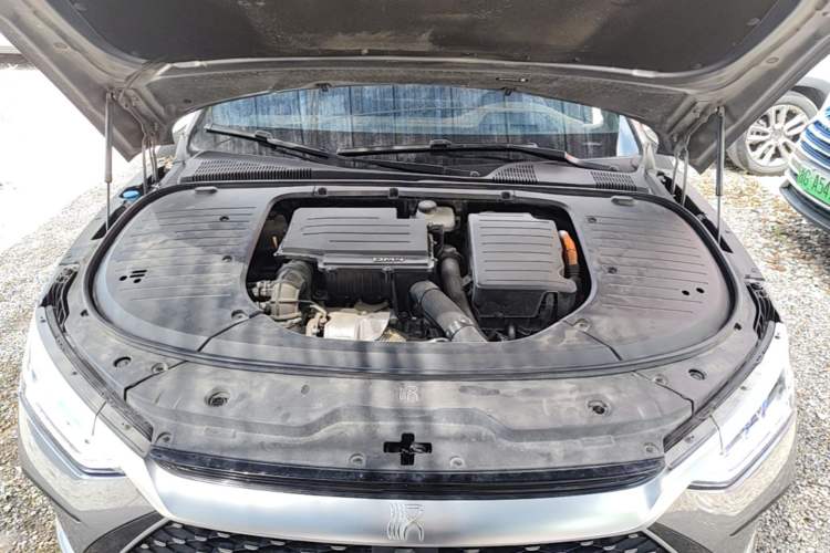 Used BYD Han 2023 DM-i Champion Edition 200KM Flagship Model Engine Bay