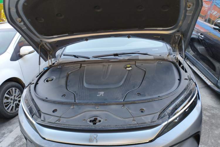 Used BYD Han 2023 EV Champion Edition 605KM Front-Drive Premium Model Engine Bay