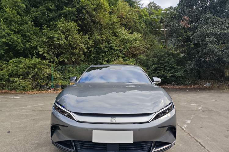 Used BYD Han 2023 EV Champion Edition 506KM Front-Wheel-Drive Premium Model Exterior 3