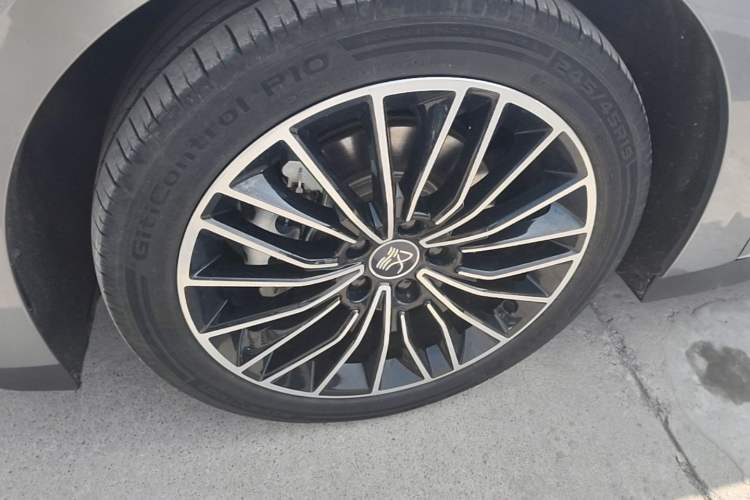 Used BYD Han 2023 EV Champion Edition 506KM Front-Wheel-Drive Premium Model Exterior 4