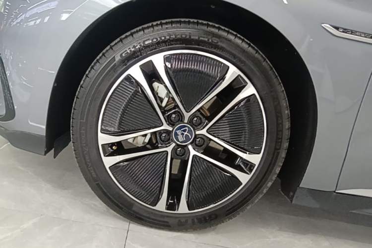 Used BYD Han 2023 EV Champion Edition 605KM Front-Drive Premium Model Exterior 4