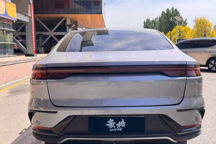 Used BYD Han 2023 DM-i Champion Edition 121KM Elite Model Exterior 5