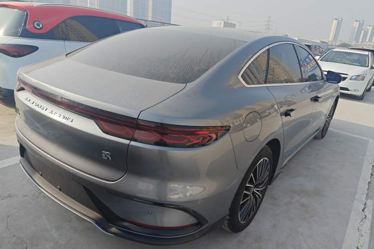 Used BYD Han 2023 DM-i Champion Edition 121KM Prestige Model Exterior 5