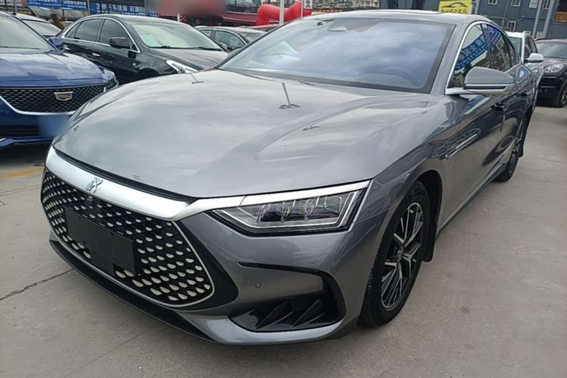 Used BYD Han 2023 DM-i Champion Edition 121KM Prestige Model Front Left 45 Deg