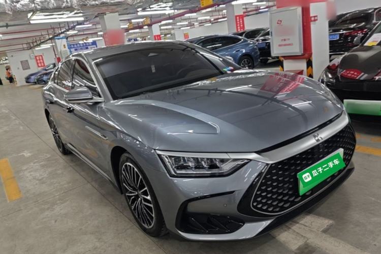 Used BYD Han 2023 DM-i Champion Edition 121KM Prestige Model Front Right 45 Deg