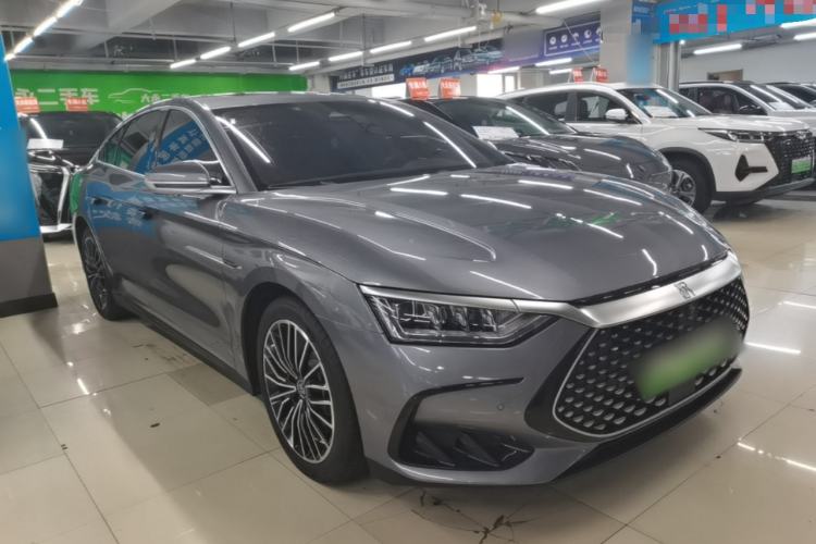 Used BYD Han 2023 DM-i Champion Edition 121KM Prestige Model Front Right 45 Deg
