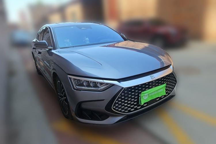 Used BYD Han 2023 DM-i Champion Edition 121KM Prestige Model Front Right 45 Deg