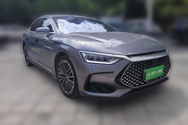Used BYD Han 2023 DM-i Champion Edition 121KM Prestige Model Front Right 45 Deg