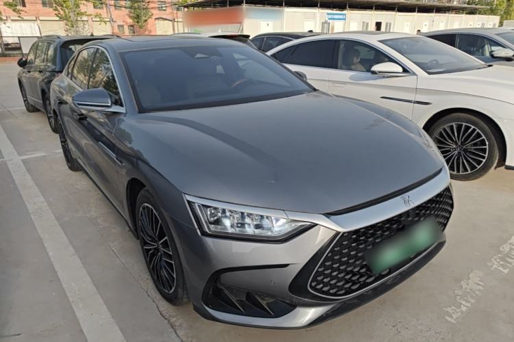 Used BYD Han 2023 DM-i Champion Edition 121KM Prestige Model Front Right 45 Deg