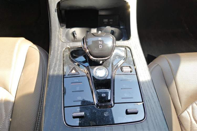 Used BYD Han 2023 DM-i Champion Edition 121KM Prestige Model Gear Lever