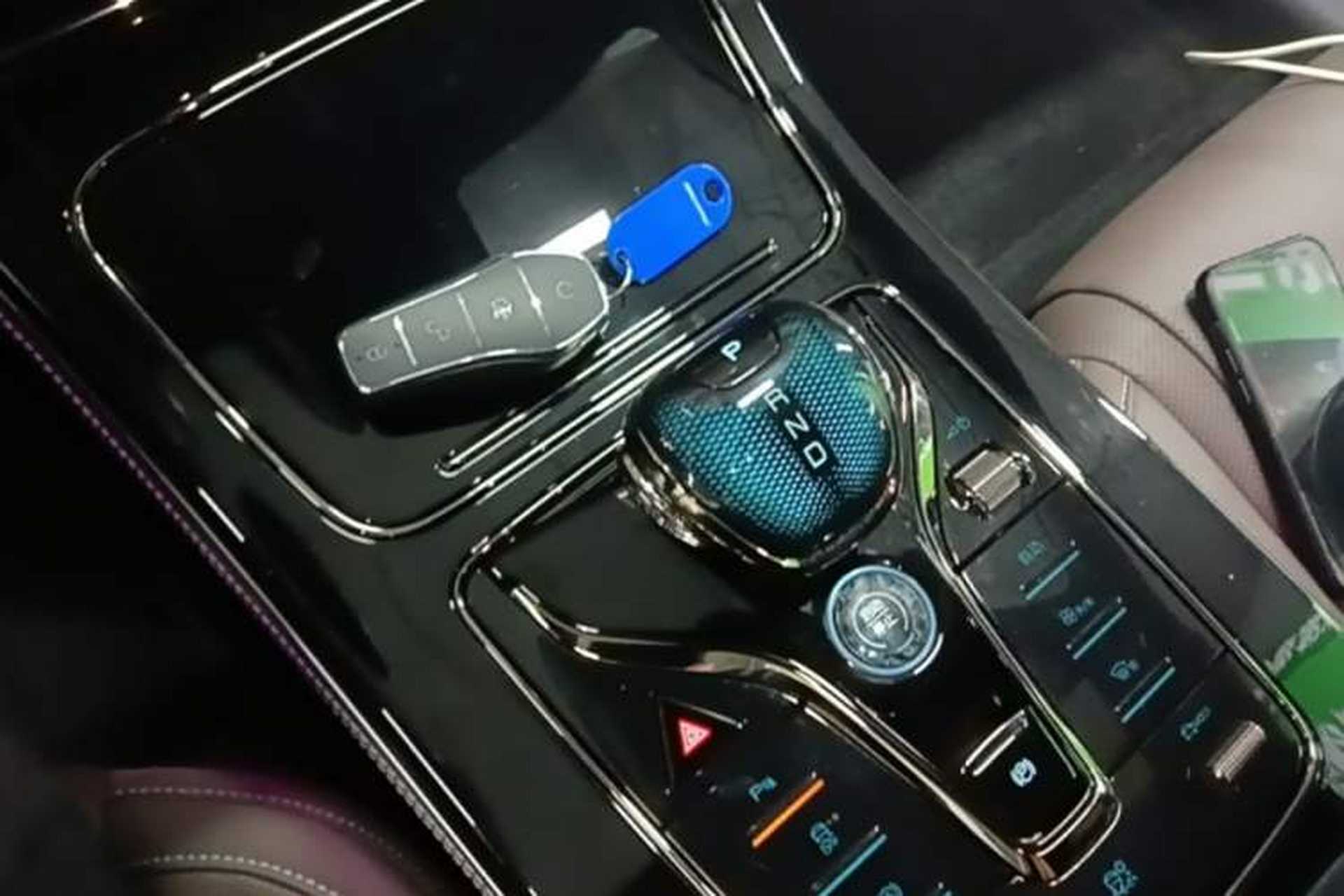 Used BYD Han 2023 EV Champion Edition 605KM Front-Drive Premium Model Gear Lever