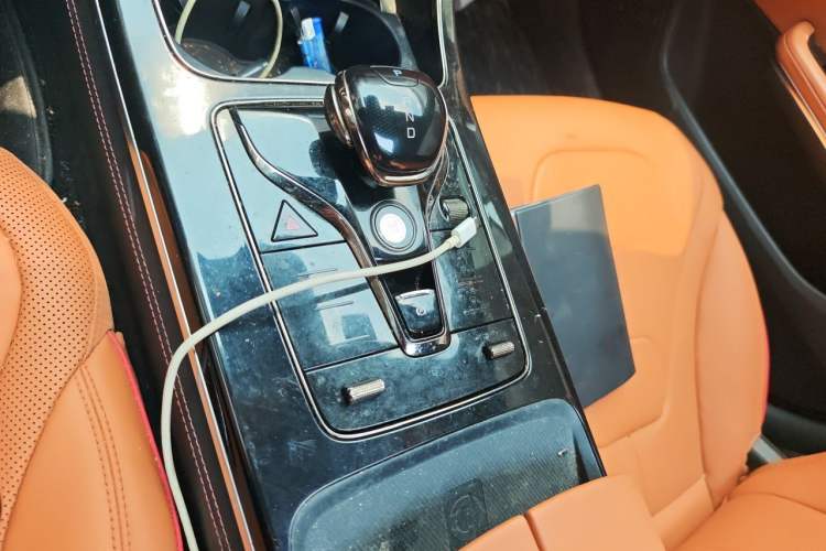 Used BYD Han 2023 DM-i Champion Edition 121KM Prestige Model Gear Lever