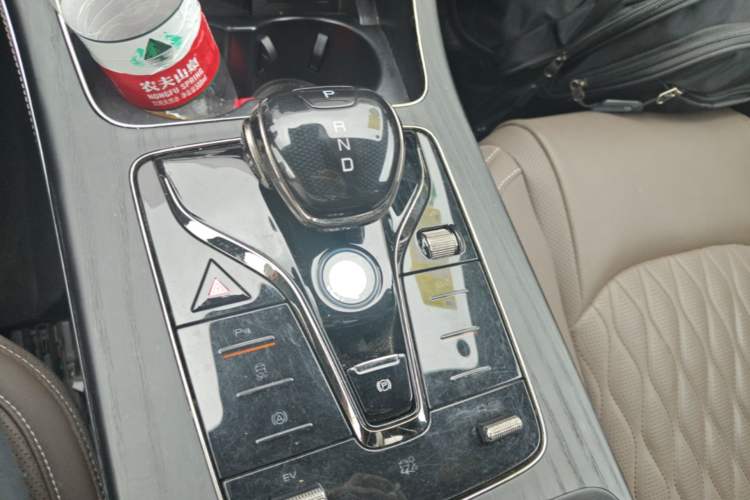 Used BYD Han 2023 DM-i Champion Edition 121KM Prestige Model Gear Lever