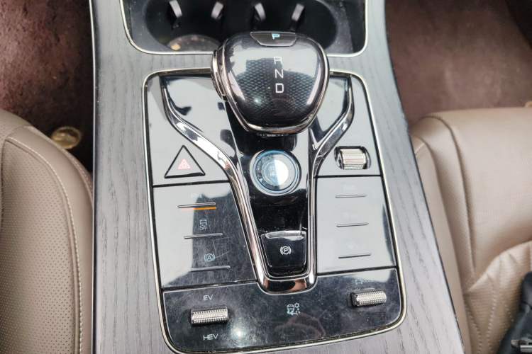 Used BYD Han 2023 DM-i Champion Edition 121KM Prestige Model Gear Lever
