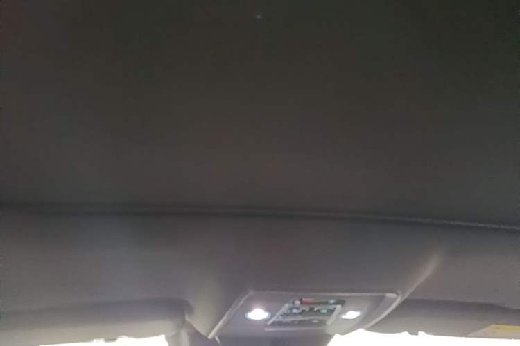 Used BYD Han 2023 EV Champion Edition 715KM Front-Drive Prestige Model Headliner