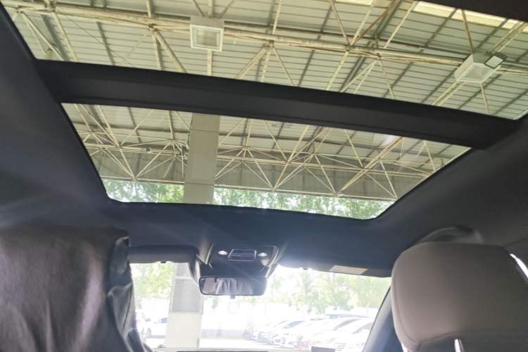 Used BYD Han 2023 EV Champion Edition 605KM Front-Drive Premium Model Headliner