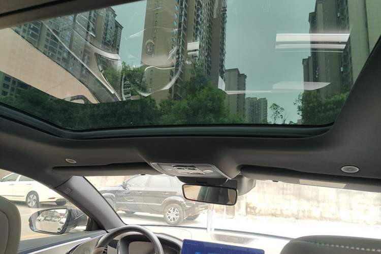 Used BYD Han 2023 EV Champion Edition 605KM Front-Drive Premium Model Headliner