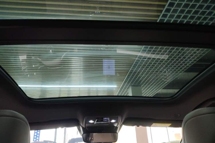 Used BYD Han 2023 EV Champion Edition 605KM Front-Drive Premium Model Headliner