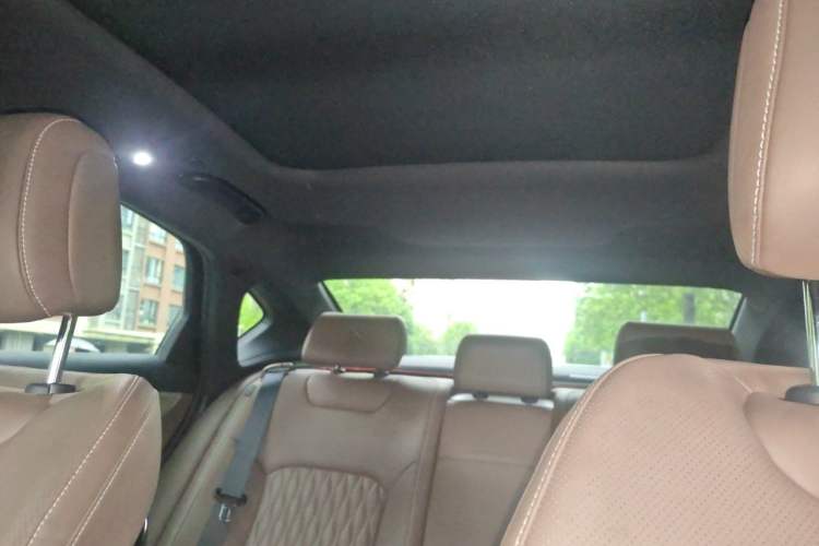 Used BYD Han 2023 EV Champion Edition 605KM Front-Drive Premium Model Headliner