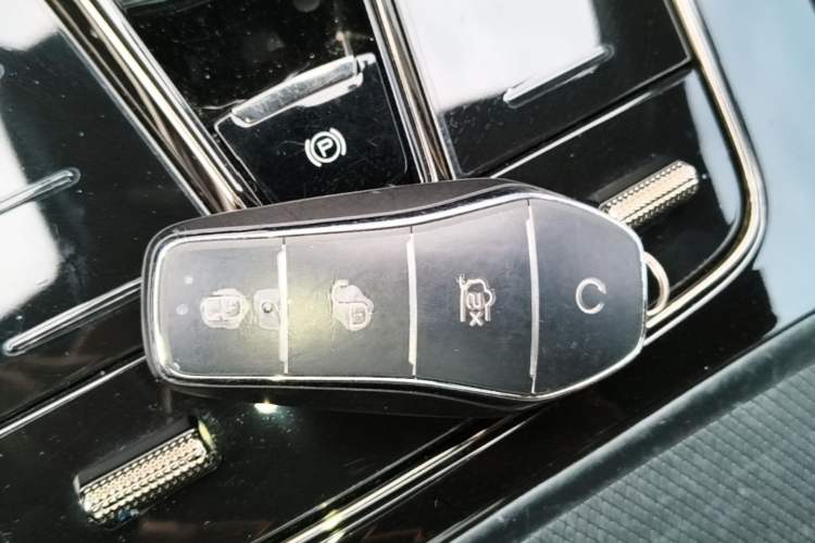 Used BYD Han 2023 EV Champion Edition 506KM Front-Wheel-Drive Premium Model Interior 1
