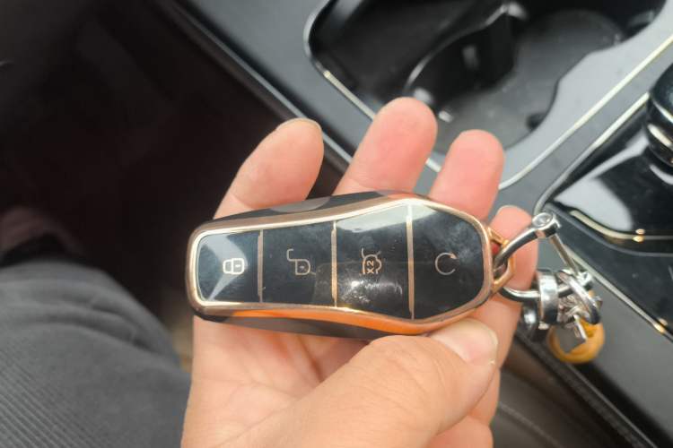 Used BYD Han 2023 DM-i Champion Edition 121KM Prestige Model Interior 1