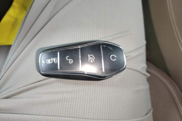 Used BYD Han 2023 EV Champion Edition 506KM Front-Wheel-Drive Premium Model Interior 1