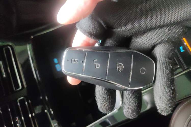 Used BYD Han 2023 DM-i Champion Edition 121KM Prestige Model Interior 1