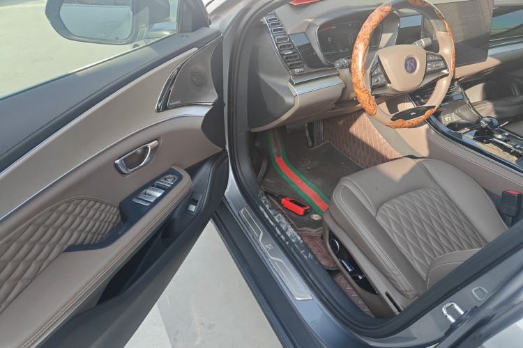 Used BYD Han 2023 DM-i Champion Edition 121KM Prestige Model Interior 3