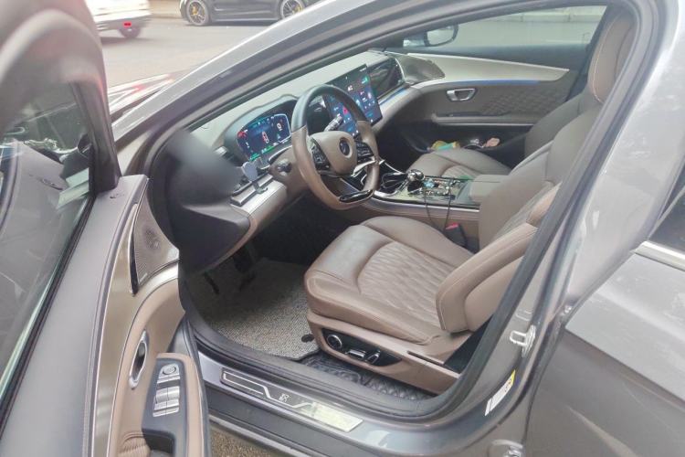 Used BYD Han 2023 EV Champion Edition 605KM Front-Drive Premium Model Interior 3