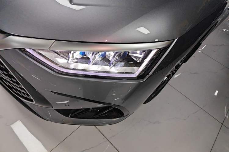 Used BYD Han 2023 DM-i Champion Edition 121KM Prestige Model Left Front Headlight