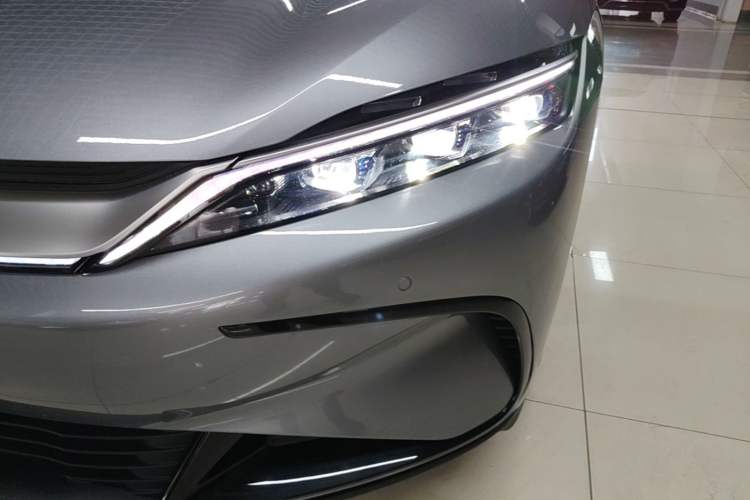 Used BYD Han 2023 EV Champion Edition 605KM Front-Drive Premium Model Left Front Headlight