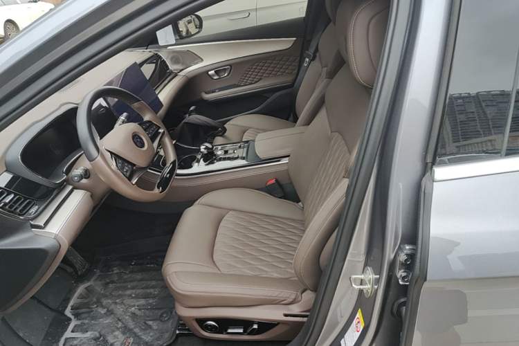 Used BYD Han 2023 EV Champion Edition 605KM Front-Drive Premium Model Left Front Seat