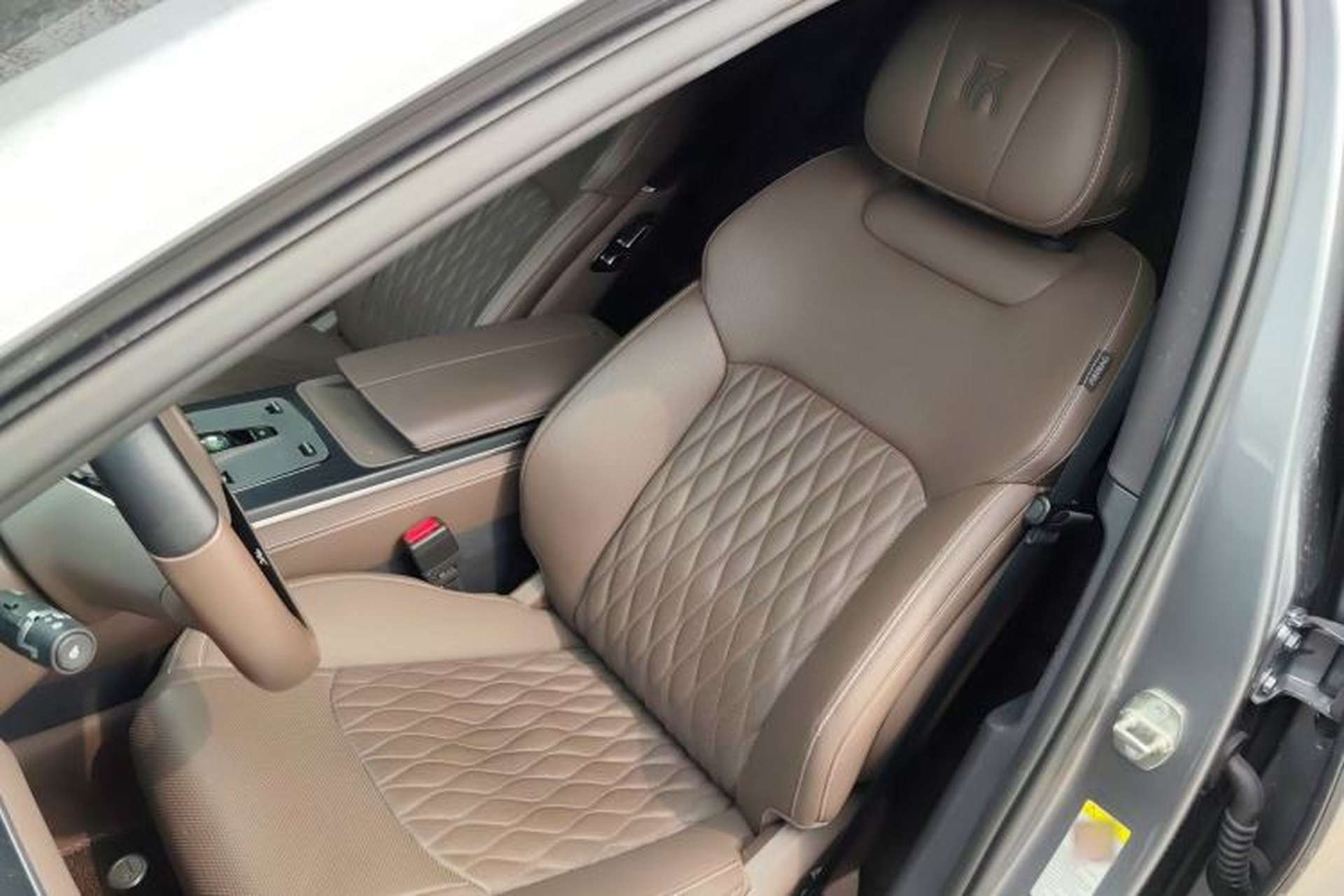 Used BYD Han 2023 DM-i Champion Edition 121KM Prestige Model Left Front Seat