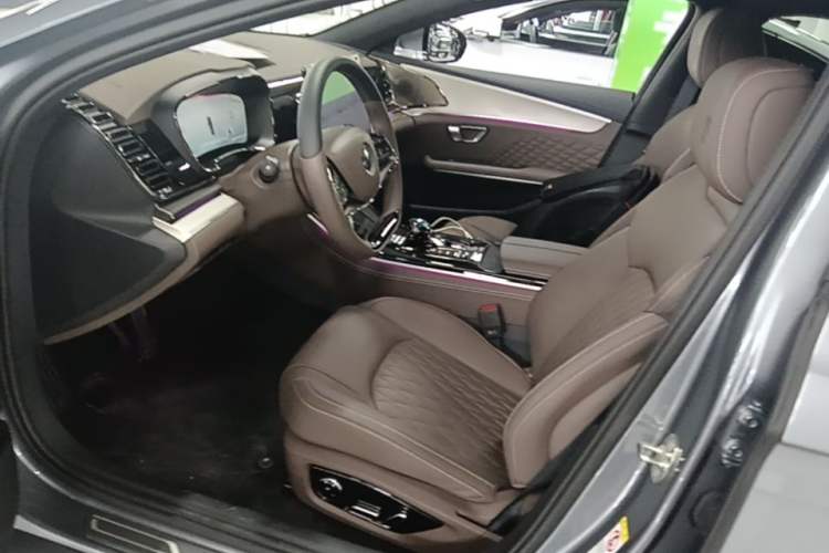 Used BYD Han 2023 EV Champion Edition 605KM Front-Drive Premium Model Left Front Seat