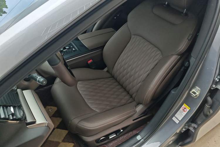 Used BYD Han 2023 DM-i Champion Edition 121KM Prestige Model Left Front Seat