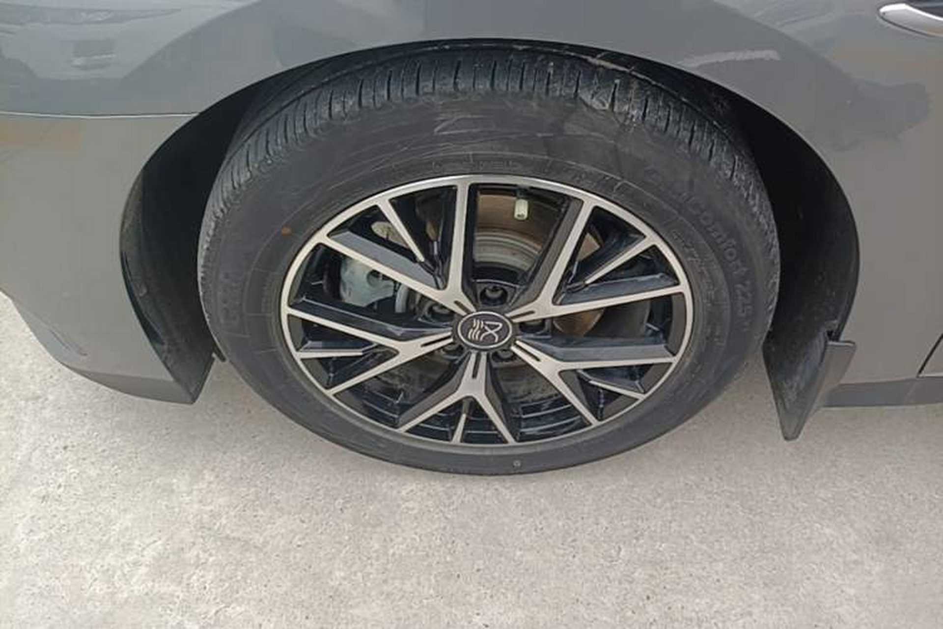 Used BYD Han 2023 DM-i Champion Edition 121KM Prestige Model Left Front Wheel Hub