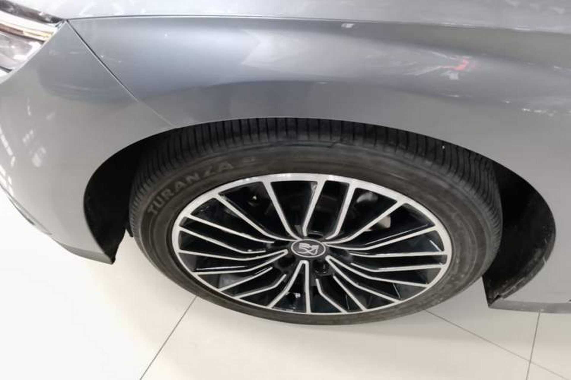 Used BYD Han 2023 EV Champion Edition 506KM Front-Wheel-Drive Premium Model Left Front Wheel Hub