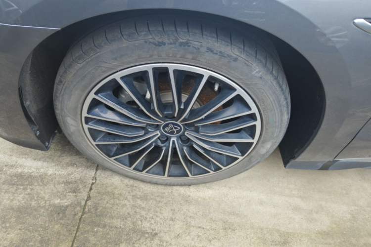 Used BYD Han 2023 DM-i Champion Edition 121KM Prestige Model Left Front Wheel Hub