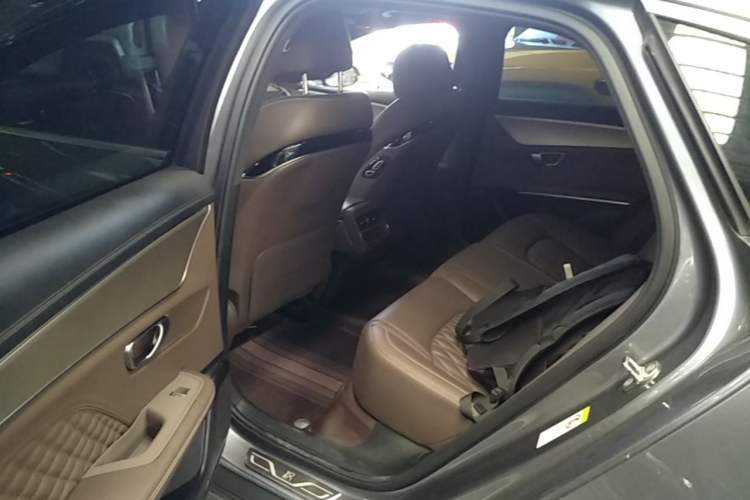 Used BYD Han 2023 EV Champion Edition 506KM Front-Wheel-Drive Premium Model Left Rear Seat