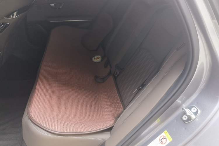 Used BYD Han 2023 DM-i Champion Edition 121KM Prestige Model Left Rear Seat
