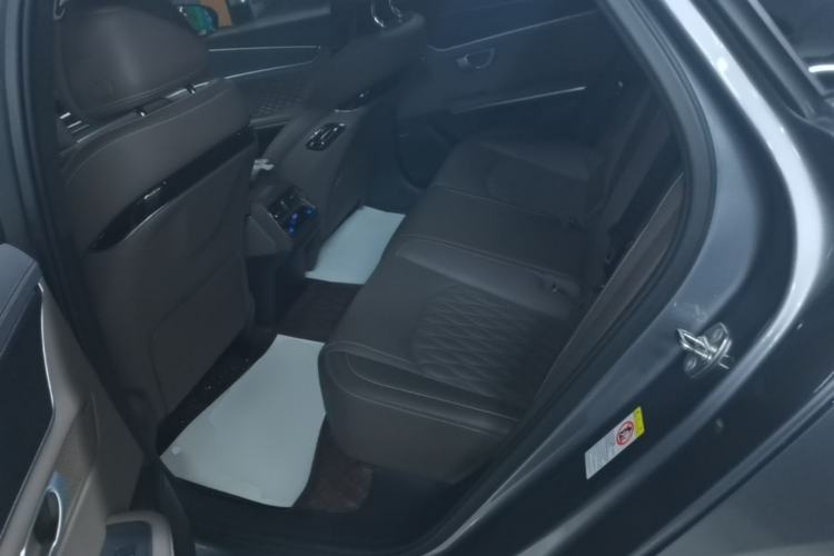 Used BYD Han 2023 DM-i Champion Edition 121KM Prestige Model Left Rear Seat