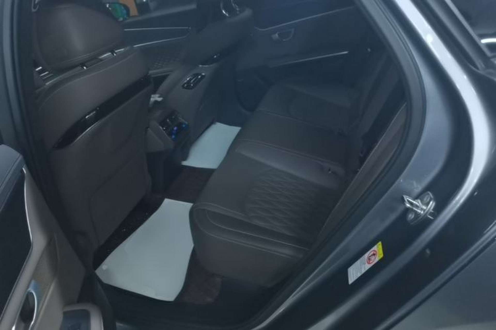 Used BYD Han 2023 DM-i Champion Edition 121KM Prestige Model Left Rear Seat