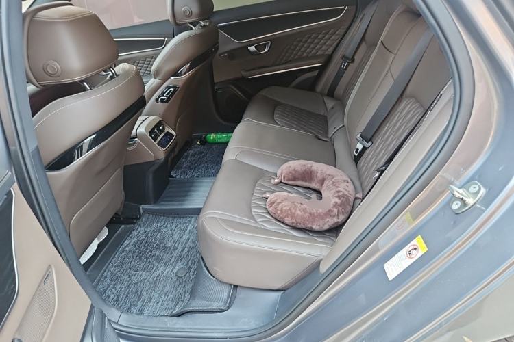 Used BYD Han 2023 DM-i Champion Edition 121KM Prestige Model Left Rear Seat